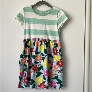 Hanna Andersson Mixie Dress, Fruity Print, 110 cm (size 5)